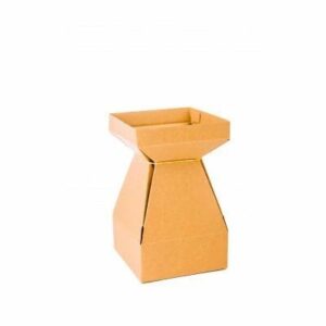 Box Mini Square naturelle FLORALBOX pour emballage de petits bouquets de fleuriste avec col pincé