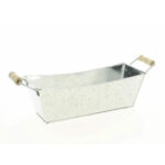 Jardinière rectangle en zinc naturel avec poignées bois pour compositions florales professionnelles