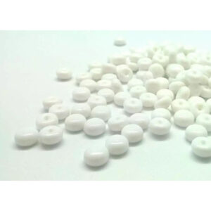 Perles de pluie blanches décoratives en plastique pour compositions florales et décoration de vases pour fleuristes