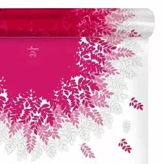 Rouleau de papier bulle fushia avec carrés prédécoupés pour emballage floral professionnel