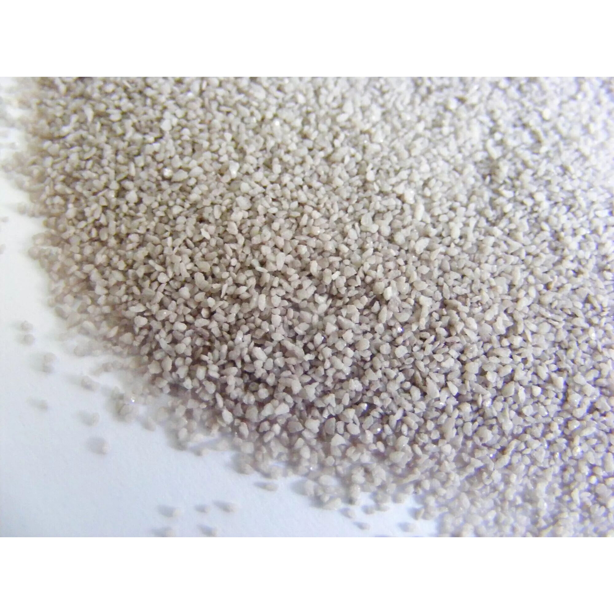 Sable décoratif tourterelle grains fins pour compositions florales et verreries transparentes en art floral