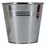 Seau en zinc naturel aspect brut pour compositions florales et arrangements de fleuriste