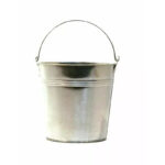 Seau zinc naturel brillant avec anse pour compositions florales professionnelles
