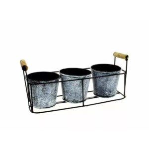 Support en métal avec trois cache-pots ronds en zinc naturel pour compositions florales professionnelles