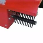 Brosse souple de rechange montée sur une machine à défolier et désépiner les tiges de fleurs