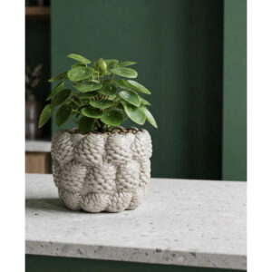 Cache-pot en céramique gris clair formé de pommes de pin en relief pour compositions de Noël de fleuriste