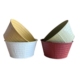 Coupes rondes évasées en zinc striées jaune, blanc, vert sauge et framboise pour compositions de fleuriste
