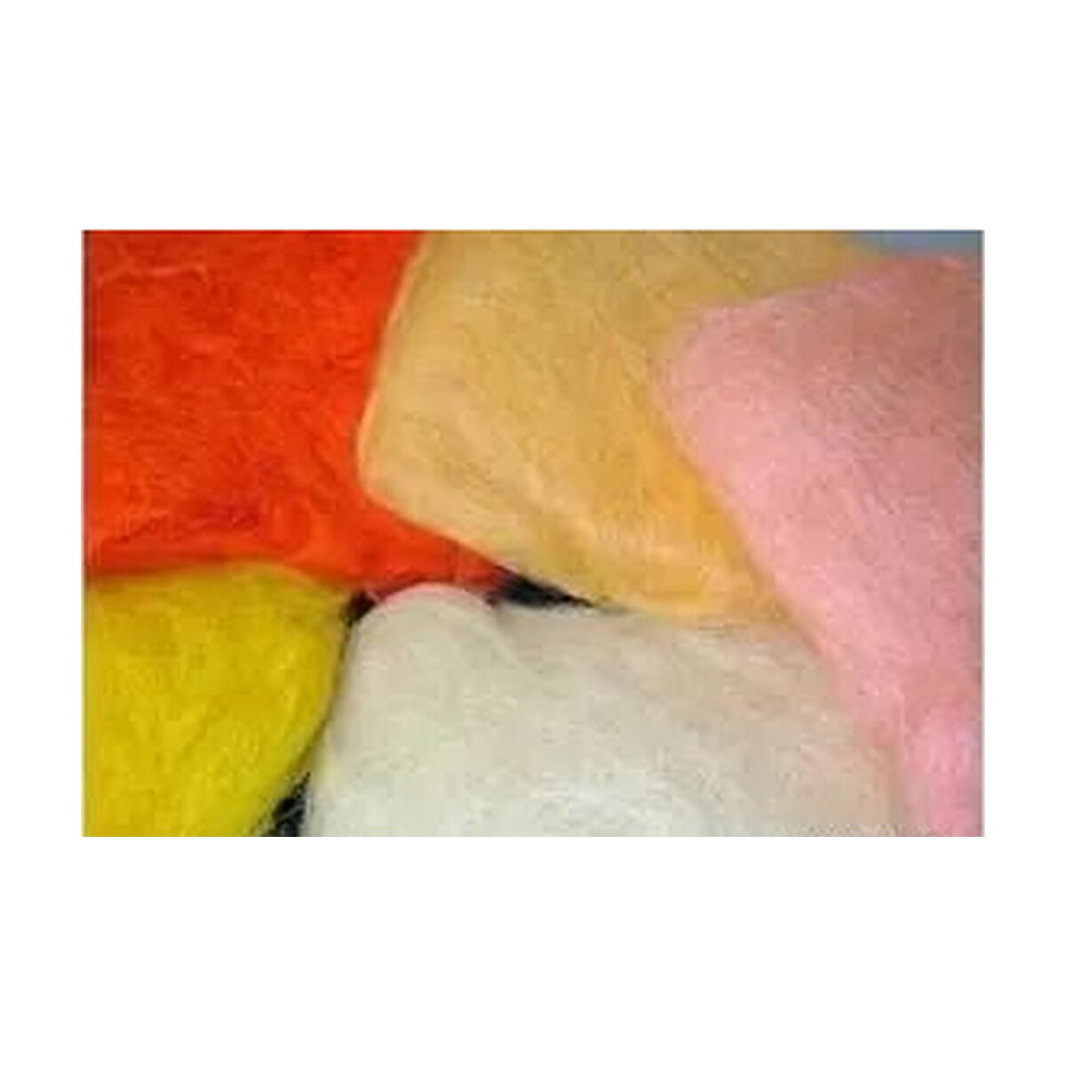 Fibre de sisal teintée rose pour garnissage de corbeilles de naissance de fleuriste
