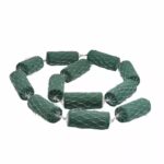 Guirlande de cylindres de mousse florale verte sous filet pour décors fleuris de mariage et chemins de table