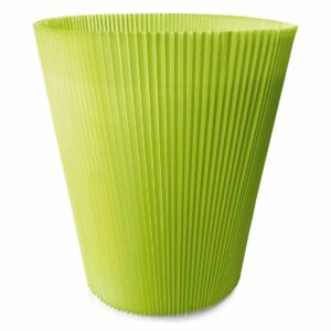 Manchette plissée cache-pot vert pomme de forme évasée pour habiller les plantes de printemps chez le fleuriste
