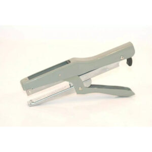Pince agrafeuse en acier gris clair pour emballage de bouquets et fixation de cartes chez le fleuriste