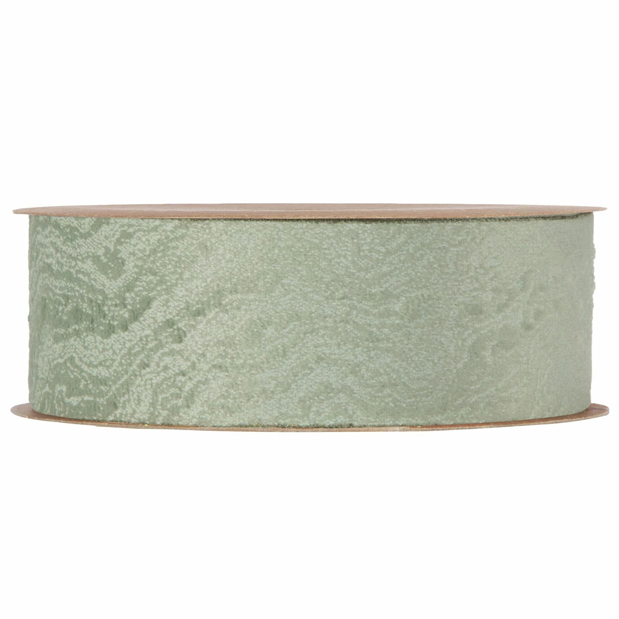 Bobine de ruban vert sauge à texture froissée pour couronnes et bouquets de fleuriste