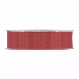 Bobine de ruban voile rouge pour bouquets de roses et Saint-Valentin en boutique de fleurs